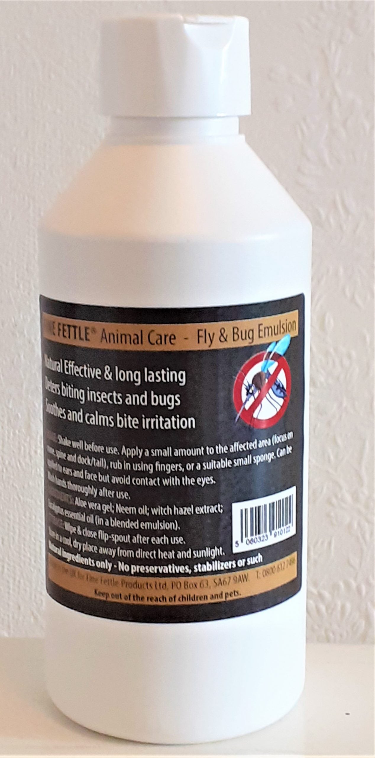 Fly & Bug emulsion skin application image 3
